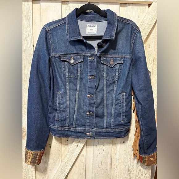 Upcycled Western Fringe Denim Jacket SZ: M - Picture 2 of 2